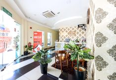 Lobi 4 Night Queen Hotel