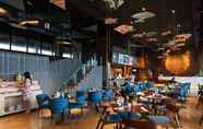 Restaurant 5 Luminor Hotel Airport Sidoarjo By WH