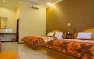 Kamar Tidur 4 Hotel Kencana Pemalang