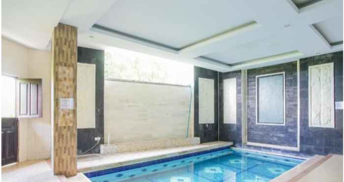 Swimming Pool OYO Flagship 90841 The Aulia Stay