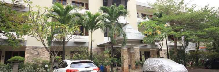 Lobi Golden Palm Residence Tiong