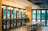 Restaurant 6 DeeProm Pattaya Hotel