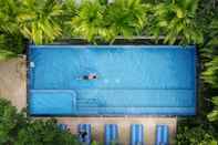 Swimming Pool DeeProm Pattaya Hotel