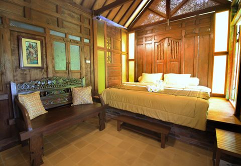 Kamar Tidur Ethnic Room at Omah Gladak by Omah Bungah