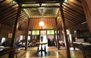 ล็อบบี้ 6 Ethnic Room at Omah Gladak by Omah Bungah