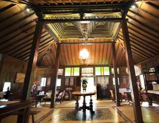 Lobby 2 Ethnic Room at Omah Gladak by Omah Bungah