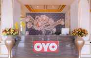 Lobby 5 OYO 854 Ub Caisar Hotel