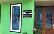 Lobi 2 Bunga Homestay