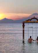 VIEW_ATTRACTIONS Ombak Sunset Villas