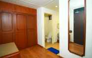 Toilet Kamar 6 Theme Park & Resort Hotel Pantai Cermin