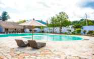 Swimming Pool 2 Rua Beach Resort Sumba