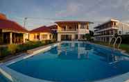 Kolam Renang 2 Marina Seaview Apartment 