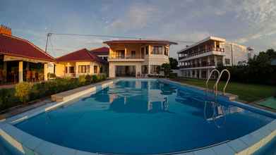 Swimming Pool 4 Marina Seaview Apartment 