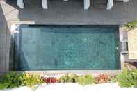 Swimming Pool Hotel Tirta Kencana Cipanas Garut