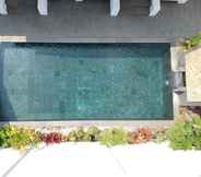 Swimming Pool 7 Hotel Tirta Kencana Cipanas Garut