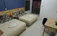 Kamar Tidur 7 Perintis Motel