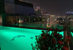 スイミングプール 2 Sunflower CBQ Hotel