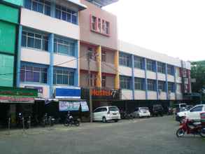 Bên ngoài 4 Hostel 77