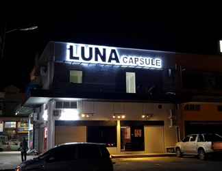 Bangunan 2 Luna Capsule