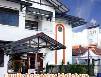 Exterior 2 Family Homestay Yogyakarta 