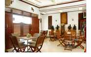 Restaurant 7 Family Homestay Yogyakarta 