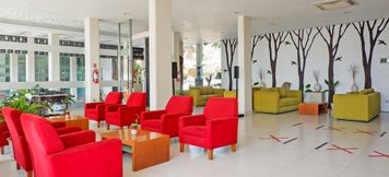 Lobby 3 Trio Front One Resort Magelang