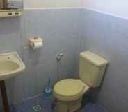 Toilet Kamar 5 Pondok SVD Riung