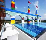 Swimming Pool 6 Legoland Malaysia Hotel