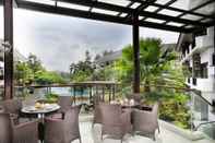Bar, Cafe and Lounge Lido Lake Resort by MNC Hotel