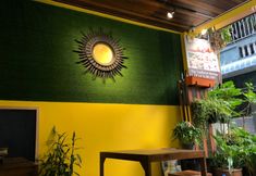 Restaurant 6 beeBedz.Pratunam