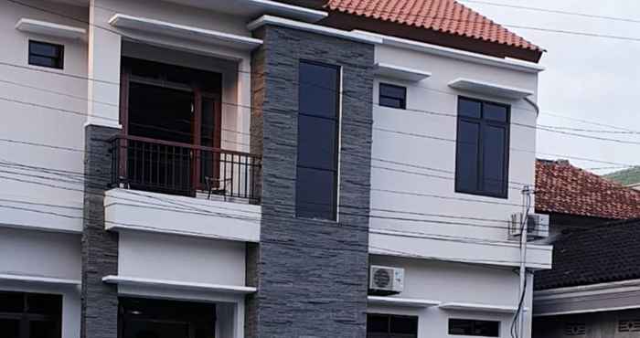 Exterior COKRO GUEST HOUSE SYARIAH