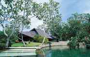 สระว่ายน้ำ 3 Villa Bali Bali