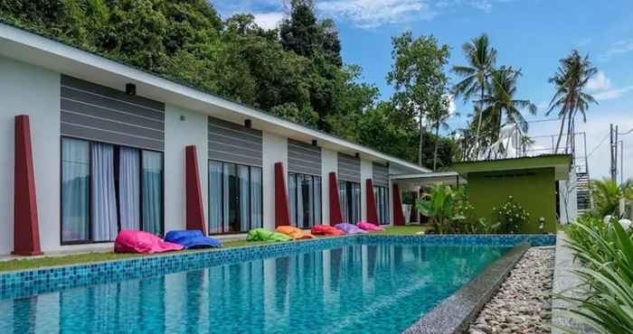 Swimming Pool Hornbill Retreat