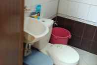 Toilet Kamar Berlen Lodge