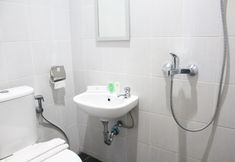 In-room Bathroom 5 Ghurfati Hotel