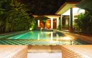 Kolam Renang 2 Two Brothers Villa