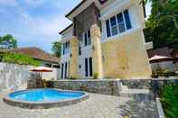 Lobi Villa Grand Balle with Private Swimming Pool by Simply Homy