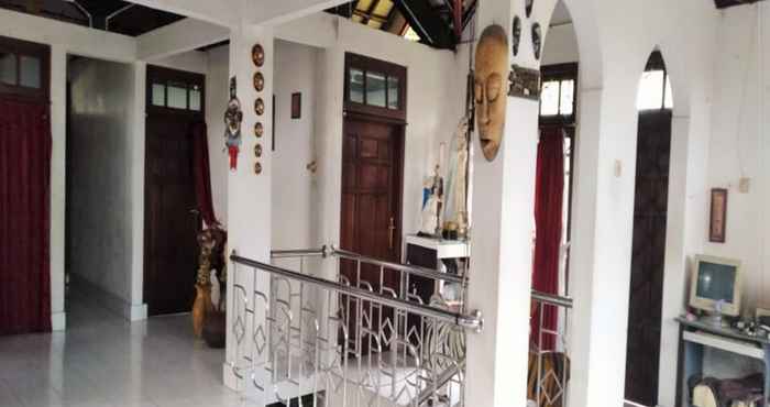 Lobi Comfy Room at Eyang Jogja Homestay