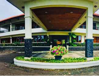 Lobi 2 Megamendung Resort