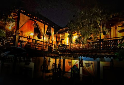 Bangunan Badjoeri Ethnic Wooden Homestay