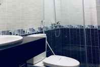 In-room Bathroom Nho 9 Hotel