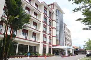  Hotel Surya Yudha Purwokerto, Rp 306.415