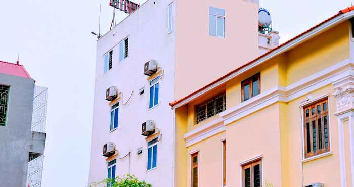 Luar Bangunan Ha Minh Hotel