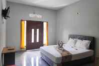 Bedroom OYO 90547 Pondok Saren Anyar