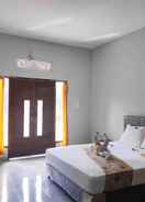 BEDROOM OYO 90547 Pondok Saren Anyar