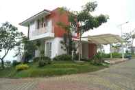 Bangunan Full House Villa Aruna Amarta Hills by FCN