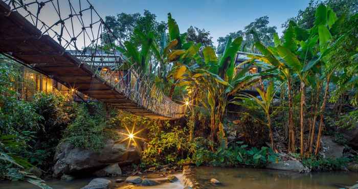 Luar Bangunan Voraman Hut