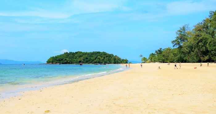 Nearby View and Attractions The Beach at Klong Muang 