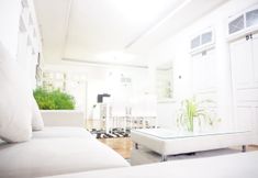 Lobi 6 Homestay Dahlia Syariah Dieng