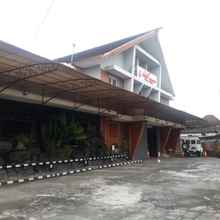 Luar Bangunan 4 Hotel Maerakatja